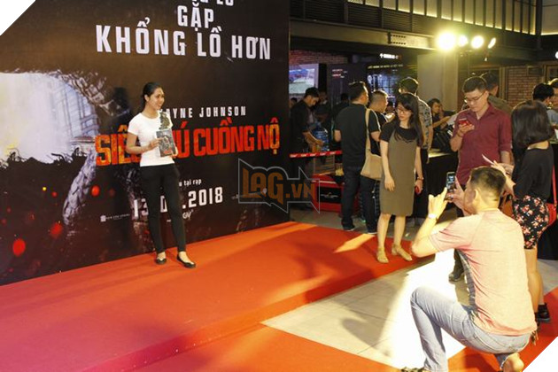 Cùng đạo diễn Lê Thanh Sơn và Cường Seven chinh phục Siêu thú Cuồng nộ 12