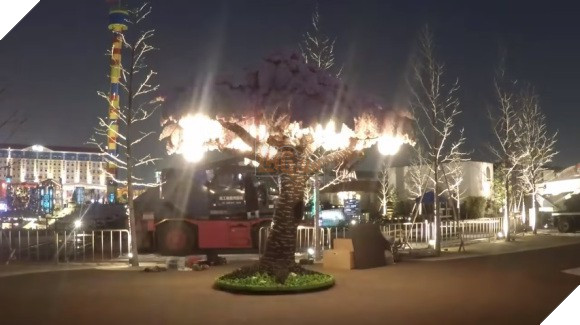 Legoland Nhật Bản kỉ niệm 1 năm khánh thành bằng cây anh đào LEGO lớn nhất thế giớ - Ảnh 3.