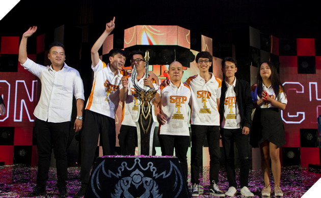 LQM: Những khoảnh khắc đáng nhớ nhất trong giải đấu ĐTDV Mùa Xuân 2018 51