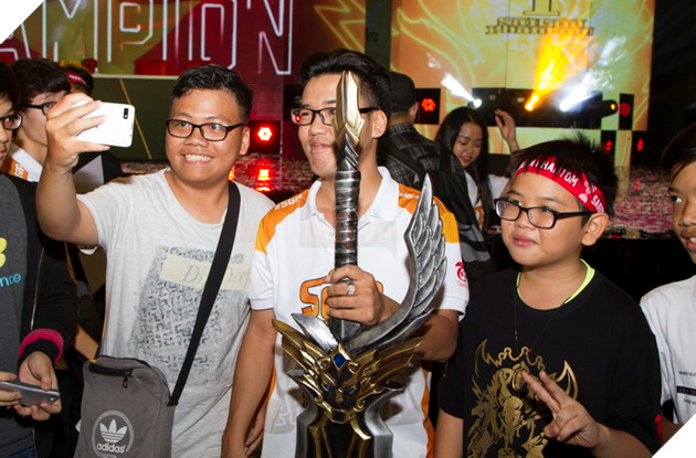 LQM: Những khoảnh khắc đáng nhớ nhất trong giải đấu ĐTDV Mùa Xuân 2018 58