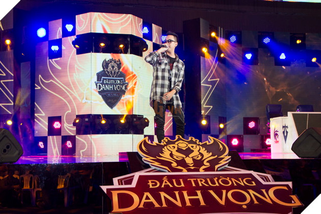 LQM: Những khoảnh khắc đáng nhớ nhất trong giải đấu ĐTDV Mùa Xuân 2018 7