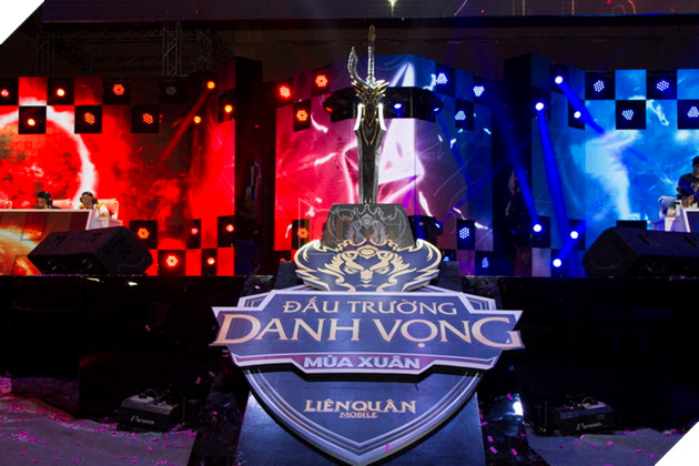 LQM: Những khoảnh khắc đáng nhớ nhất trong giải đấu ĐTDV Mùa Xuân 2018 60