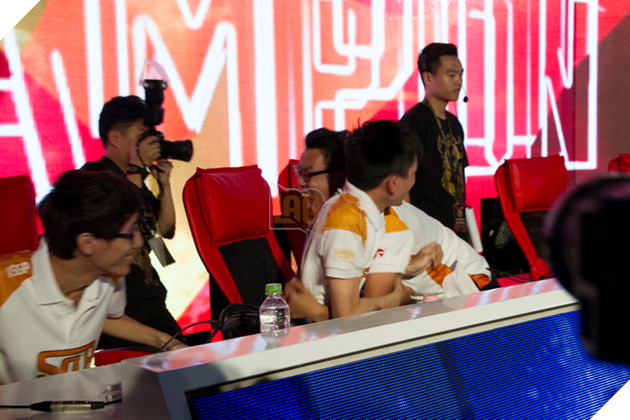 LQM: Những khoảnh khắc đáng nhớ nhất trong giải đấu ĐTDV Mùa Xuân 2018 39