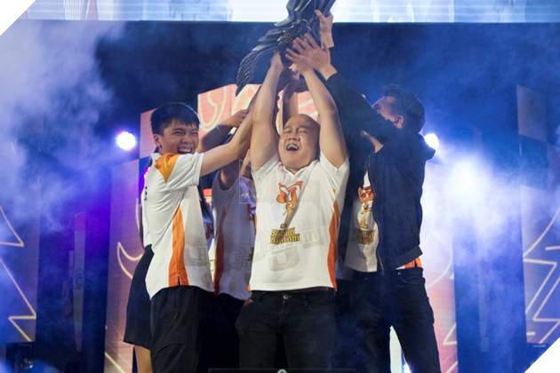 LQM: Những khoảnh khắc đáng nhớ nhất trong giải đấu ĐTDV Mùa Xuân 2018 45