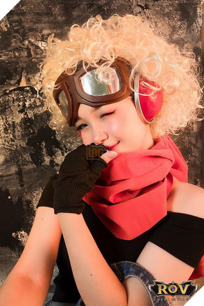 Liên Quân Mobile: Cùng ngắm nhìn bộ ảnh cosplay bé Roxi tuổi teen cực xinh 4