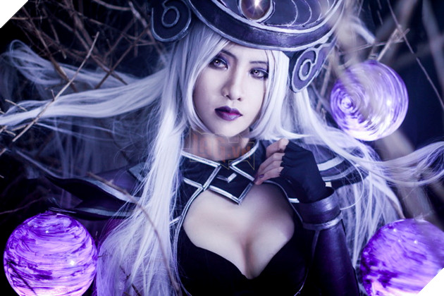 LMHT: Bộ ảnh cosplay Syndra đầy ma mị hớp hồn đến từ nữ game thủ Việt