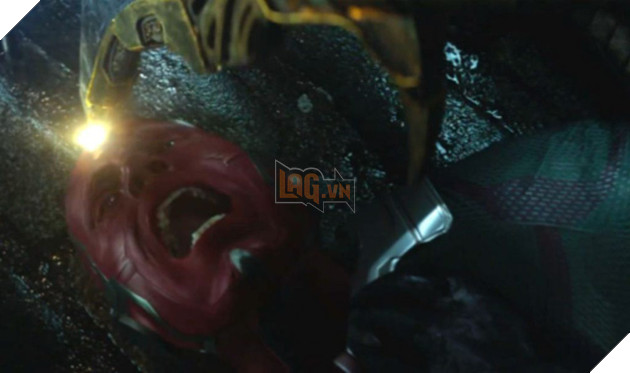 
Vision chẳng thể hiện được màn đánh đấm nào ra hồn
