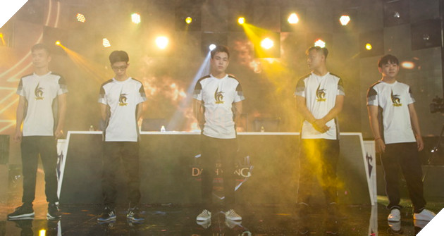 LQM: Những khoảnh khắc đáng nhớ nhất trong giải đấu ĐTDV Mùa Xuân 2018 30