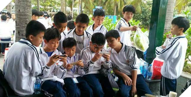 
Vương Giả Vinh Diệu thu hút rất nhiều học sinh tiểu học
