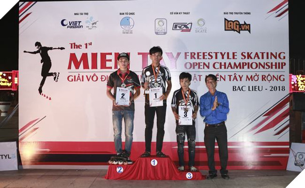 Những gương mặt xuất sắc nhất trong giải vô địch patin nghệ thuật miền Tây mở rộng 2018 10