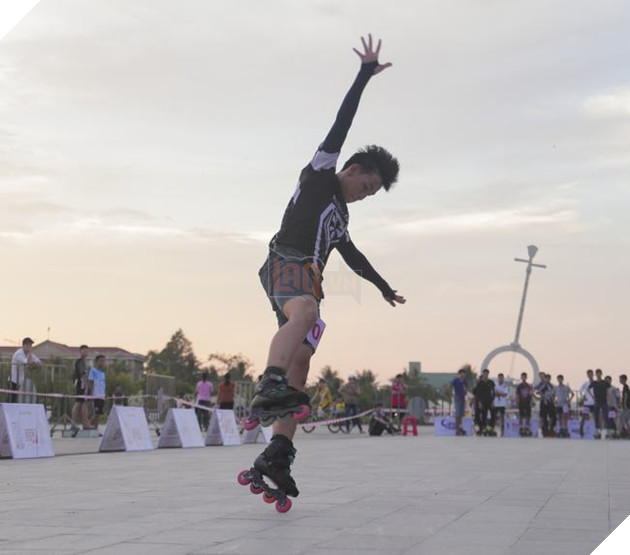 Những gương mặt xuất sắc nhất trong giải vô địch patin nghệ thuật miền Tây mở rộng 2018 20