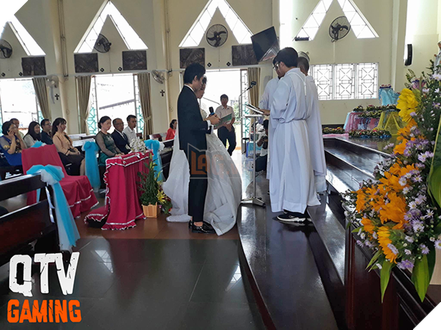 Cận cảnh đám cưới đẹp như mơ của Quả Tạ Vàng cùng với cô dâu Raina xinh đẹp 16