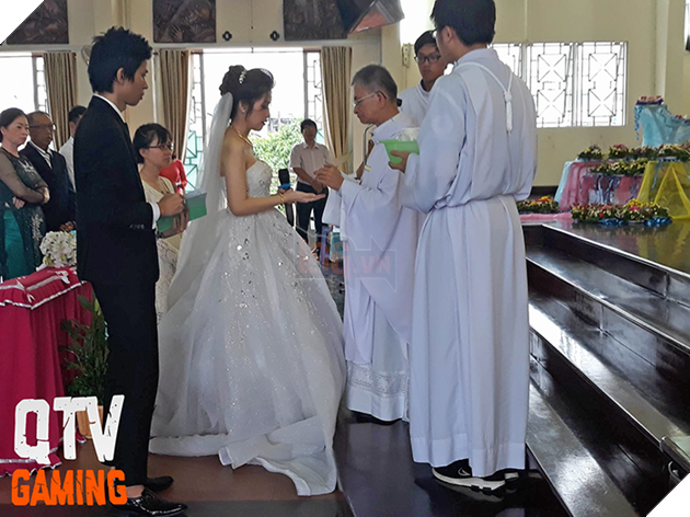 Cận cảnh đám cưới đẹp như mơ của Quả Tạ Vàng cùng với cô dâu Raina xinh đẹp 15