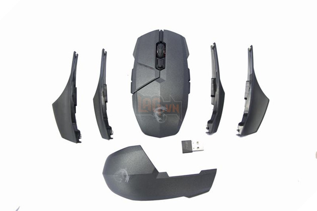 Trên tay nhanh chuột chơi game không dây MSI Clutch GM70 12