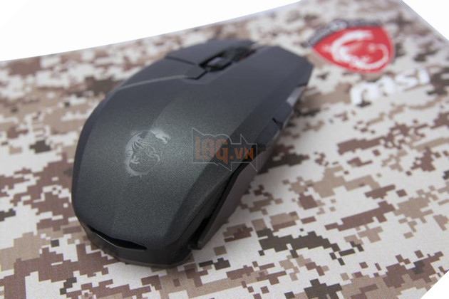 Trên tay nhanh chuột chơi game không dây MSI Clutch GM70 23