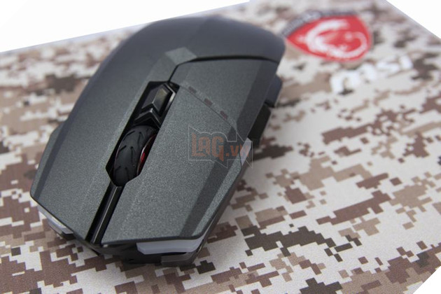 Trên tay nhanh chuột chơi game không dây MSI Clutch GM70 14