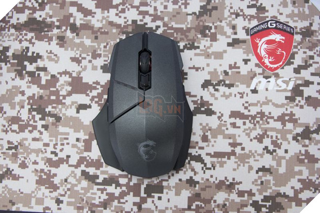 Trên tay nhanh chuột chơi game không dây MSI Clutch GM70 21