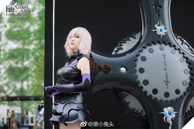 Ngây ngất với cosplay Fate/Grand Order cực dễ thương nhưng cũng không kém phần gợi cảm