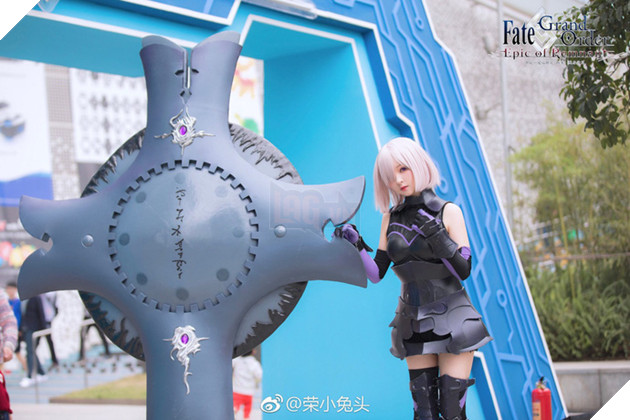 Ngây ngất với cosplay Fate/Grand Order cực dễ thương nhưng cũng không kém phần gợi cảm