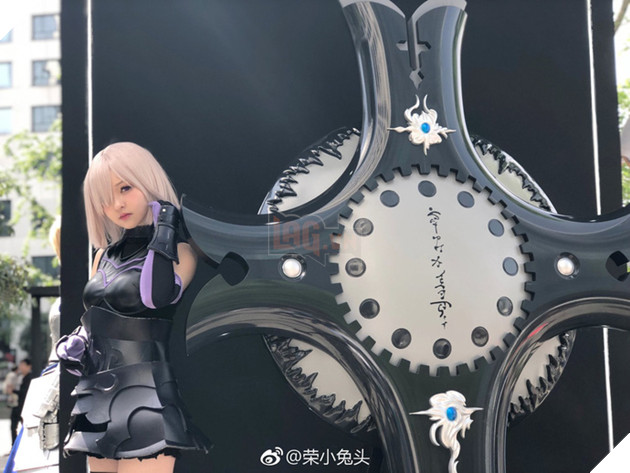 Ngây ngất với cosplay Fate/Grand Order cực dễ thương nhưng cũng không kém phần gợi cảm