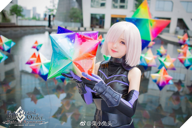 Ngây ngất với cosplay Fate/Grand Order cực dễ thương nhưng cũng không kém phần gợi cảm