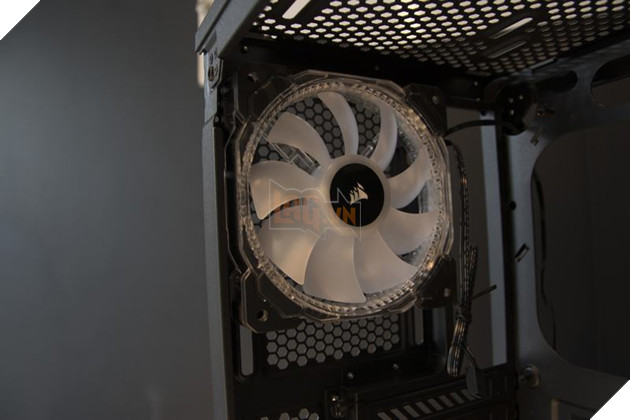 Trên tay nhanh Corsair Carbide Spec Omega phiên bản RGB - Đã tốt nay còn tốt hơn 13