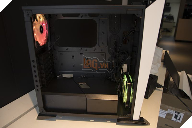 Trên tay nhanh Corsair Carbide Spec Omega phiên bản RGB - Đã tốt nay còn tốt hơn 17