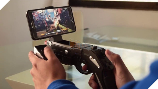 "Súng chơi game không dây" - Đột phá mới trong cách trải nghiệm PUBG Mobile