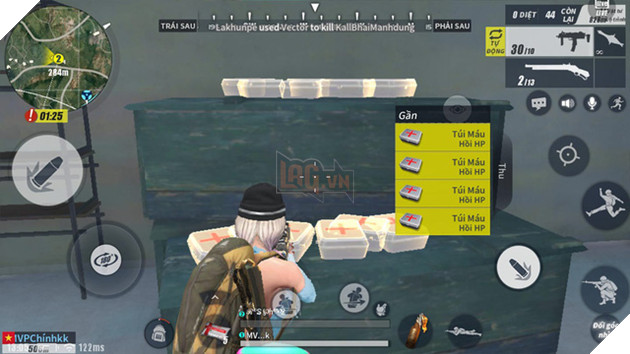 
Túi máu có rất nhiều và thường chúng được bố trí khá ngăn nắp trên những đồ đạc trong phòng.
