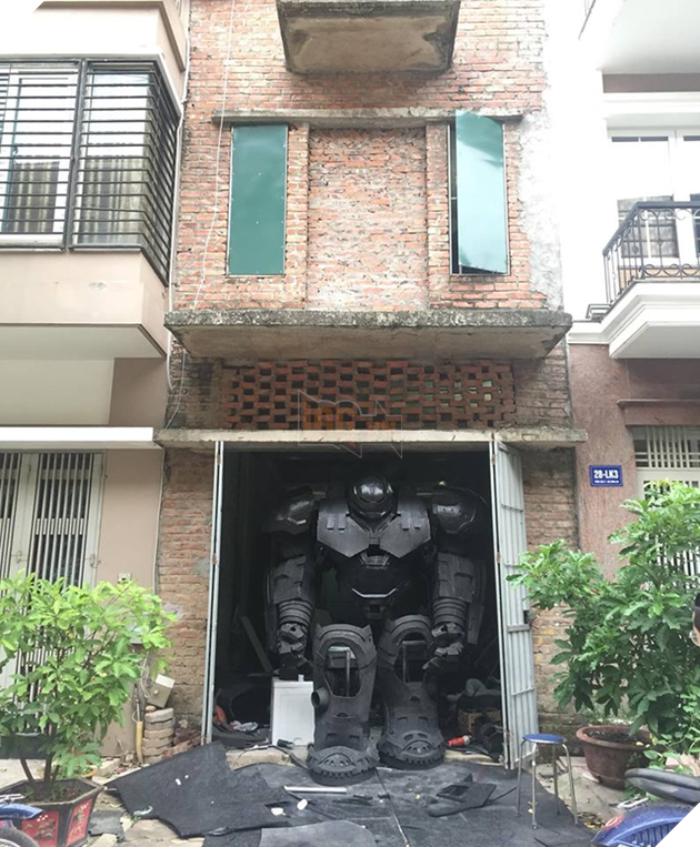 Mê sáng tạo, chàng trai Việt cho ra đời bộ giáp Hulkbuster siêu hoành tráng - Ảnh 3.