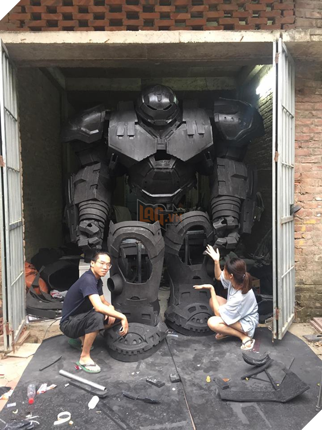 Mê sáng tạo, chàng trai Việt cho ra đời bộ giáp Hulkbuster siêu hoành tráng - Ảnh 1.