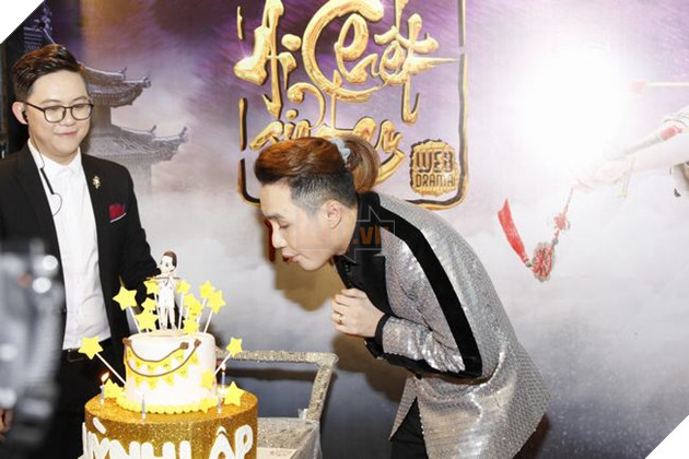 Ê-kíp làm phim đã bí mật tổ chức sinh nhật cho Huỳnh Lập