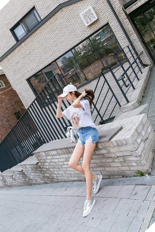 Cùng ngắm vẻ đẹp của Son Yoon Joo - Nữ streamer sexy nhất Hàn Quốc