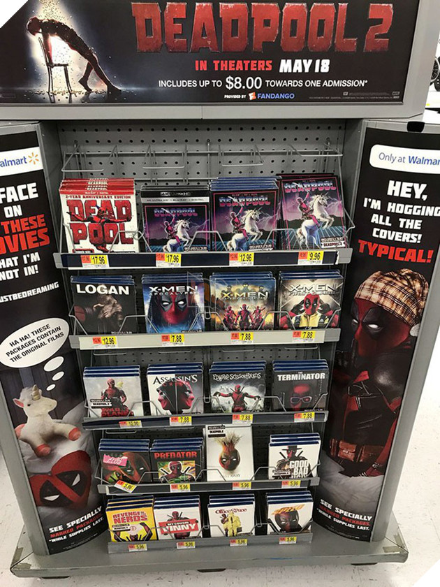 
Bên trong là ruột các phim gốc, nhưng hình ảnh bên ngoài thay thế hết bằng hình ảnh của Deadpool, quả là một cách quáng bá “độc nhất vô nhị”.
