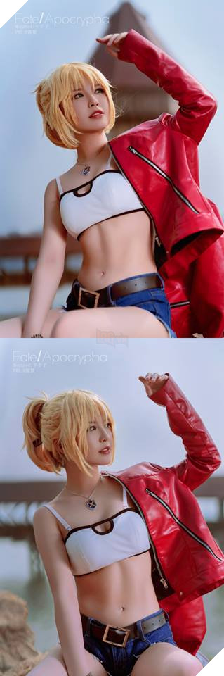 Bỏng mắt với phiên bản Saber Đỏ trong trang phục mùa hè cực mát  6