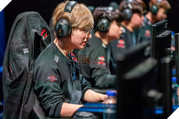 28358890318_ce608b7525_z