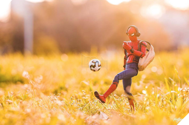 Ngưỡng mộ khả năng biến đồ chơi thành siêu anh hùng đời thực của nhiếp ảnh gia Nhật Bản