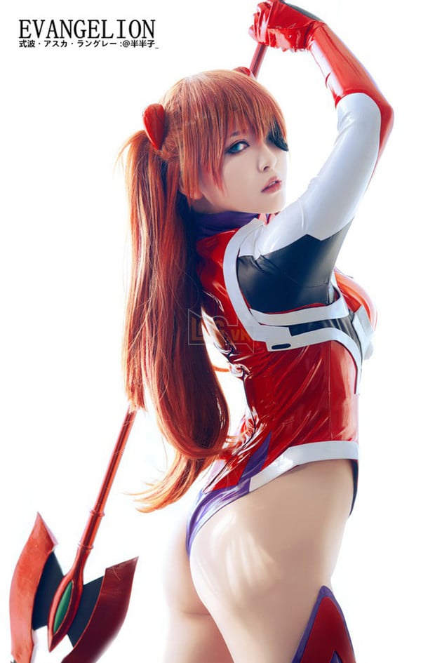 Bỏng mắt với cosplay nàng Asuka trong Evangelion - Một trong 10 Anime nổi tiếng nhất Nhật Bản