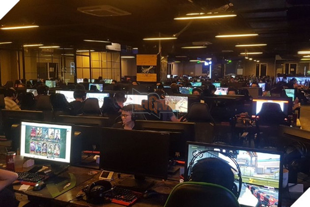 Kinh hãi khi dân game bay xuyên đêm trong các tiệm net với Cần Sa để chơi cho sung