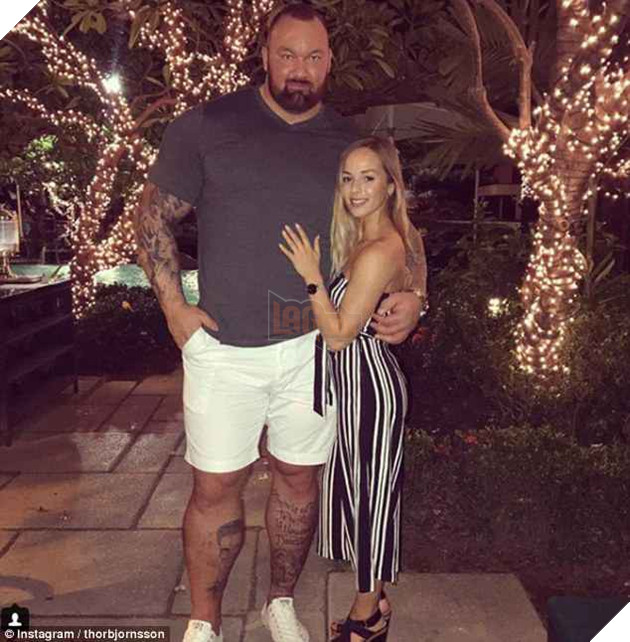 Thor Bjornsson và bạn gái luôn phải nhận những lời nhận xét khiếm nhã bình luận về hình thể đối lập của họ mỗi khi đăng tải ảnh chụp hai người lên mạng xã hội.