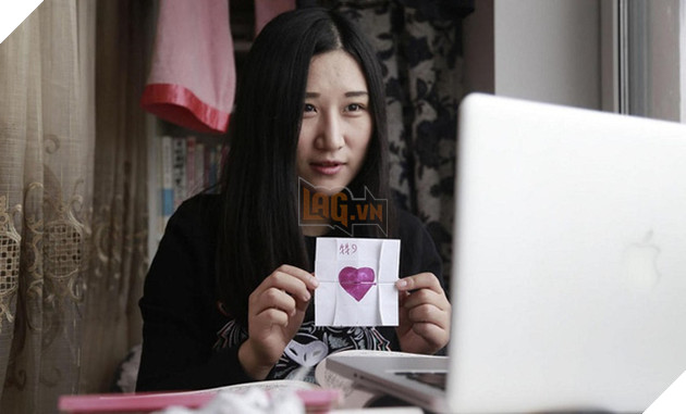 
Từng có đại gia đề nghị trả 200.000 Tệ để mời cô đi ăn, nhưng Tiểu Ngưu đã từ chối
