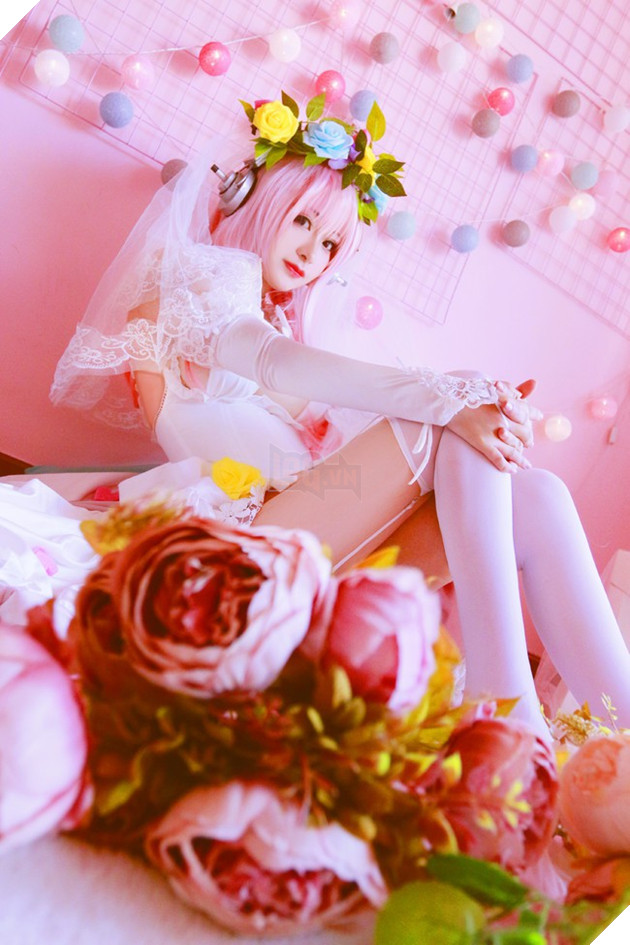 Cùng ngắm cosplay Sonico tuyệt đẹp trong trang phục nàng dâu