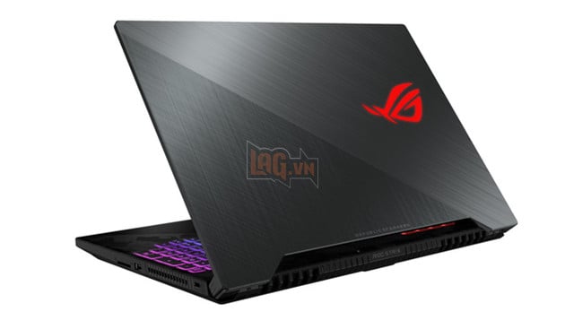 Khởi màn, ASUS Republic of Gamers giới thiệu ROG Phone chiến game siêu đỉnh, đi kèm cả loạt đồ xịn