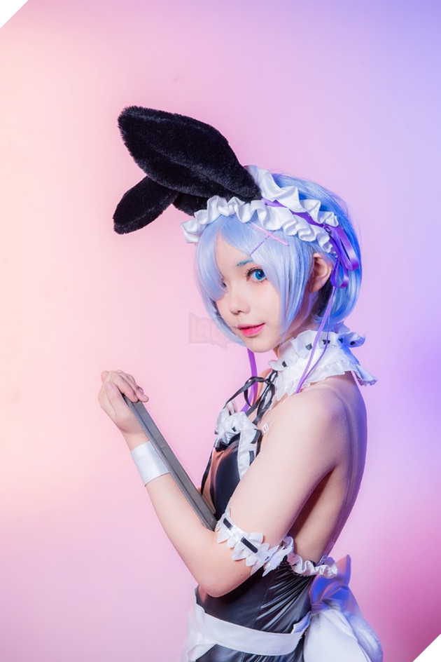 Nóng mắt với cosplay nàng Rem đẹp đến ngất ngây trong Re:Zero