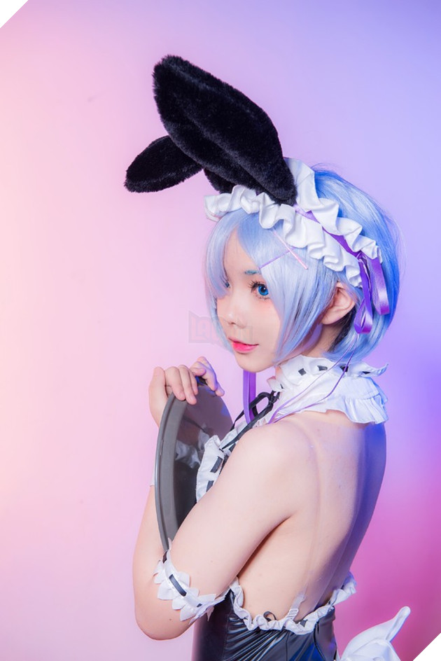 Nóng mắt với cosplay nàng Rem đẹp đến ngất ngây trong Re:Zero