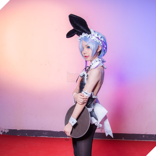 Nóng mắt với cosplay nàng Rem đẹp đến ngất ngây trong Re:Zero