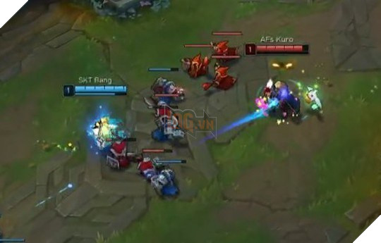 Cộng đồng mạng lo ngại khi SKT biểu hiện quá yếu kém và hãy tập trung vào cách làm sao trụ hạng thì hơn 15