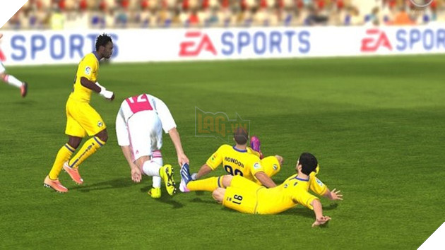FIFA Online 4: Sự khác nhau giữa Legacy Defending và Tactical Defending 5