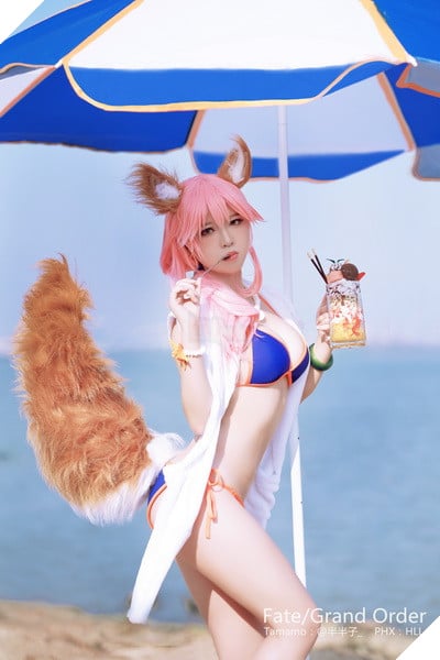 Ngộp thở với bộ ảnh cosplay Tamamo No Mae bikini rực lửa trong Fate/Grand Order 5