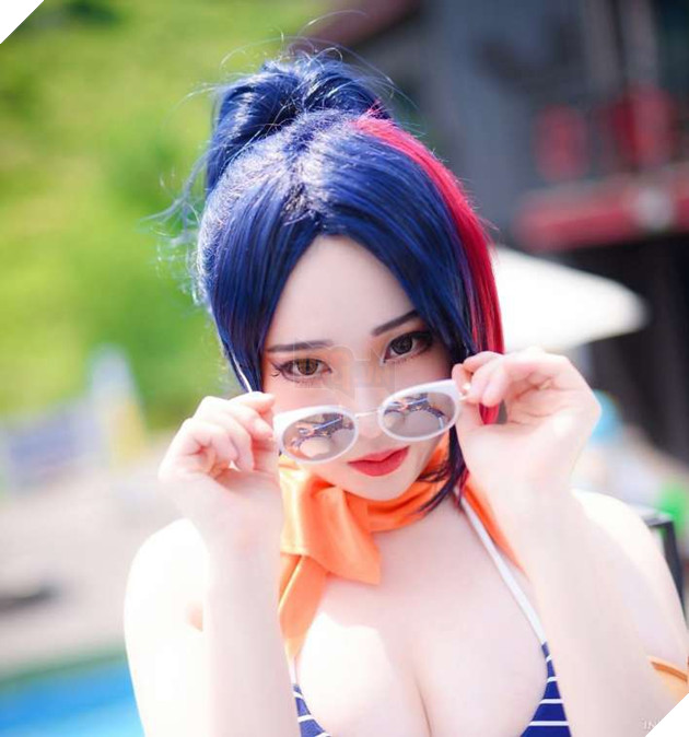 Bỏng mắt với Fiora Tiệc Bể Bơi, cosplay bởi cô nàng đến từ xứ sở Kim Chi
